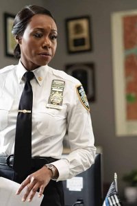 East New York – S2022E03 – The Small Things