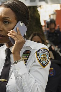 East New York – S2022E04 – Snapped