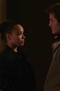 Vampire Academy – S01E09 – Darkness