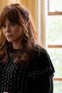 Monarch – S01E03 – Show Them Who You Are, Baby