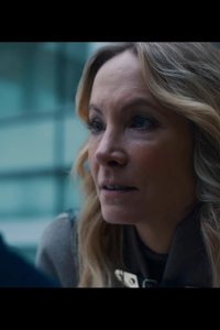Last Light – S01E01 – The Dawning