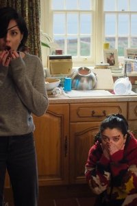 Bad Sisters – S02E08 – Cliff Hanger