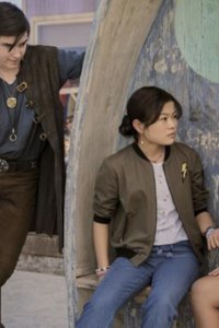 Surfside Girls – S01E02 – …And the Untold Story of the Obsidian Flyer