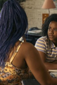 Paper Girls – S01E06 – Matinee