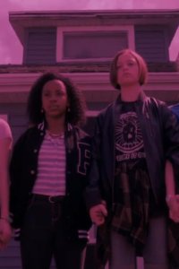 Paper Girls – S01E08 – It B Over
