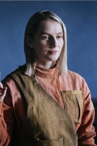 Moonhaven – S01E03 – The Envoy