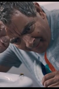 Man vs Bee – S01E06 – Chapter 6