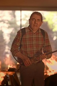 Man vs Bee – S01E09 – Chapter 9