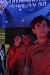 Players – S01E08 – Philadelphia