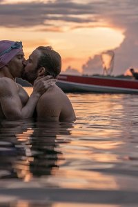 The Lake – S02E01 – Two Become Run