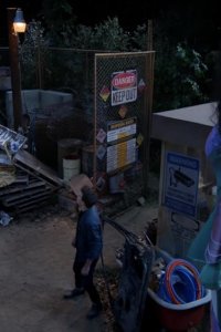 The Villains of Valley View – S01E09 – Battle for My Brother