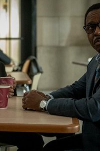 61st Street – S01E02 – The Hunter and the Hunted