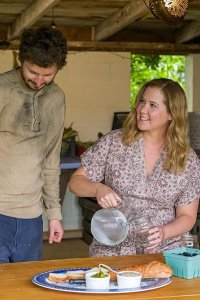 Life & Beth – S01E04 – Pancakes