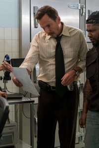 Murderville – S01E02 – Triplet Homicide