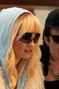 Pam & Tommy – S01E04 – The Master Beta
