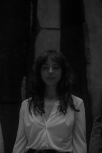 Feria: The Darkest Light – S01E04 – El templo