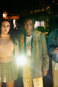 Naomi – S01E02 – Unidentified Flying Object