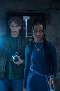 Naomi – S01E05 – Shadow Ridge