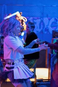 Naomi – S01E10 – Fallout