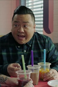Run the Burbs – S01E09 – Li Xi