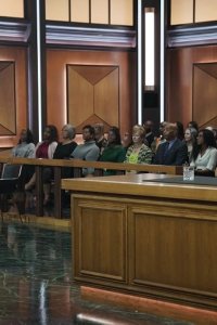 Judge Steve Harvey – S01E12 – Sister From Another Mister