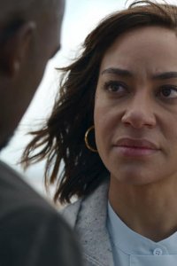Stay Close – S01E07 – Episode #1.7