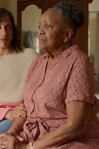Stay Close – S01E08 – Episode #1.8