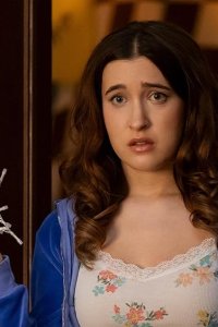 The Sex Lives of College Girls – S03E09 – Pics