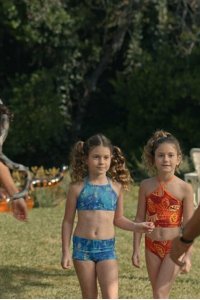 The Shrink Next Door – S01E06 – The Party