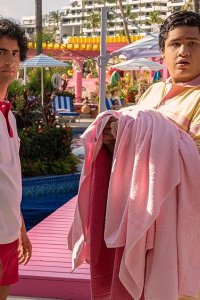 Acapulco – S01E09 – The Most Wonderful Time of the Year