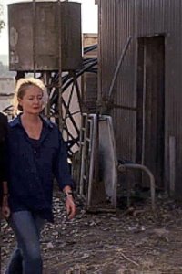 Fires – S01E02 – Episode #1.2