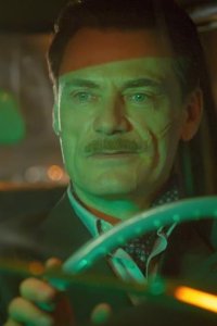 Jaguar – S01E03 – El Gran Club