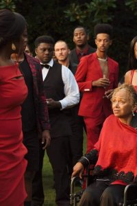 Our Kind of People – S2021E03 – Hot Links & Red Drinks