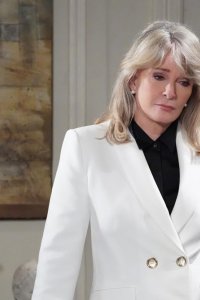 Days of Our Lives: Beyond Salem – S01E03 – Cat and Mouse