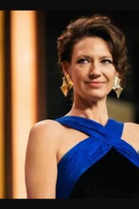 The Newsreader – S03E01 – Night of Nights