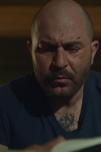 Hit and Run – S01E07 – Part & Parcel