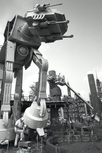 Behind the Attraction – S01E03 – Star Tours