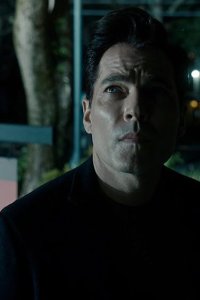 SurrealEstate – S01E01 – Pilot
