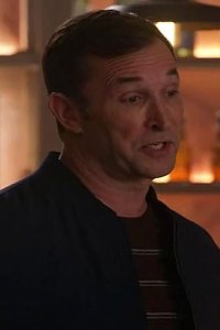 Leverage: Redemption – S03E04 – The Hustler Job