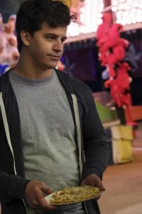 Cruel Summer – S01E05 – As The Carny Gods Intended