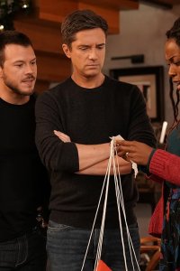 Home Economics – S03E10 – Santa Suit Rental, $25 Per Day