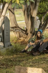 Made for Love – S01E06 – I Want You to Give a F*** About Me