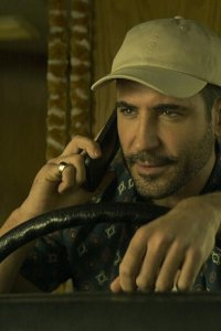 Sky Rojo – S03E03 – El gato de la suerte