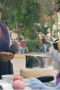 Waffles + Mochi – S01E08 – Corn
