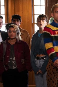 Generation – S01E06 – The Wheels on the Bussy