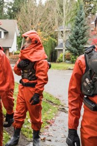 Debris – S01E02 – You Are Not Alone