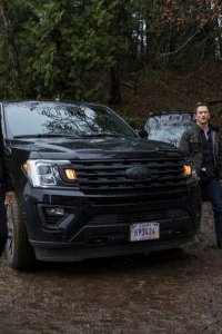 Debris – S01E03 – Solar Winds