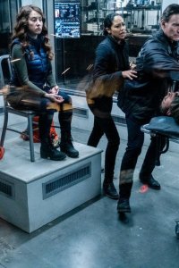 Debris – S01E11 – Asalah