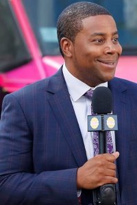 Kenan – S02E06 – Workaholic