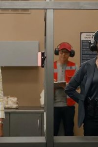 Pretty Hard Cases – S03E03 – Red Velvet Durag